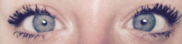 JessicaGerlage's tweet photo. Se réveiller et être déjà maquiller 👌☺️ vive le mascara semi permanent ❤️ http://t.co/V1Xu8EWUWd