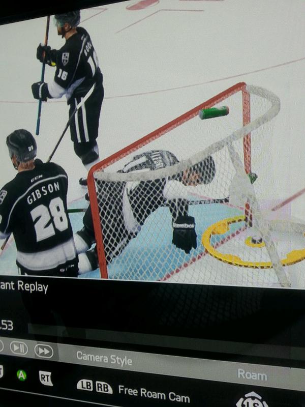 THG_Flyers's tweet photo. Guy stuck in net after he scored a goal in EASHL lol http://t.co/1rcJ43mbAn