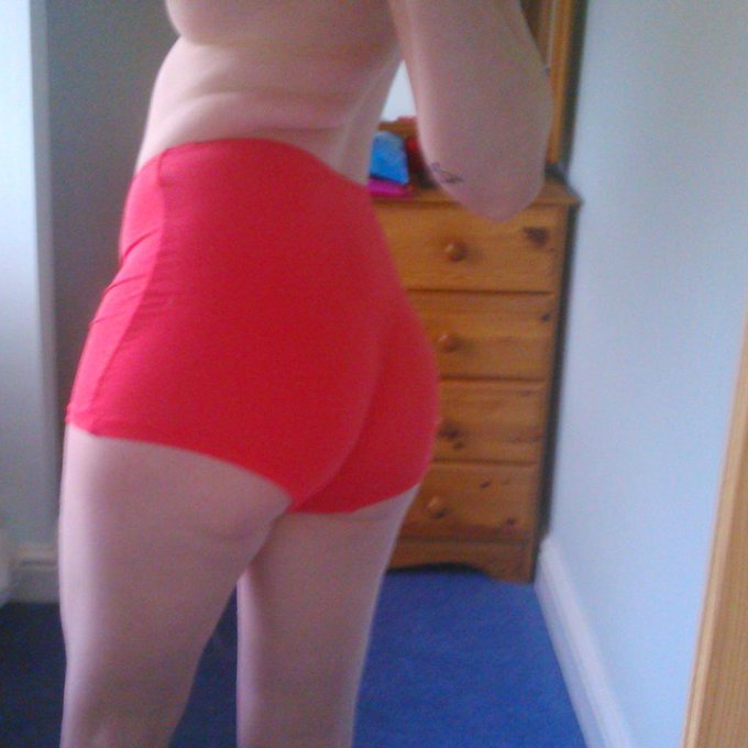 Thanks for the sexy high waisted hotspants! #WishList Love http://t.co/j3tNYqKuO4<a href="/tag/wishlist"class="tags">#WishList</a>