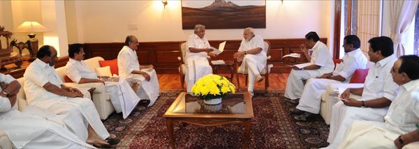 PMOIndia tweet picture