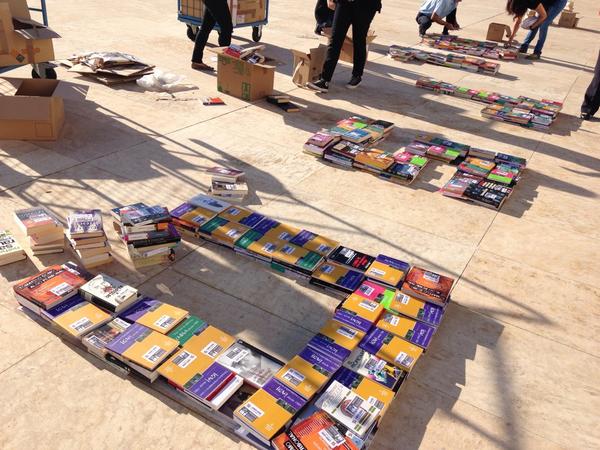 bcspain's tweet photo. #usj10 va cogiendo cuerpo en la Universidad San Jorge con más de 3000 libros libres :D @BJCubit @acUSJ @_usj_ http://t.co/FgKY3FJzln