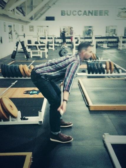 michalsmolen's tweet image. @DrBradDeWeese showing us how it&apos;s done... in style! #cleanpull #perfectform @ETSUOlympicSite