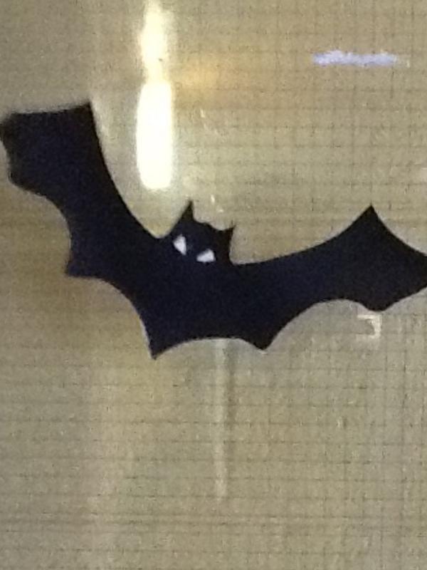 AimeeG360's tweet photo. Decorations for Halloween http://t.co/FwkAlUjFga