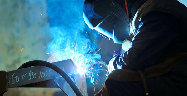 BuildSpecifier's tweet image. Lack of skills and shortage of materials overshadowing industry
Read more: bit.ly/1vi6F8X