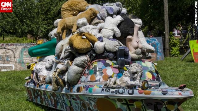 Embedded image permalink