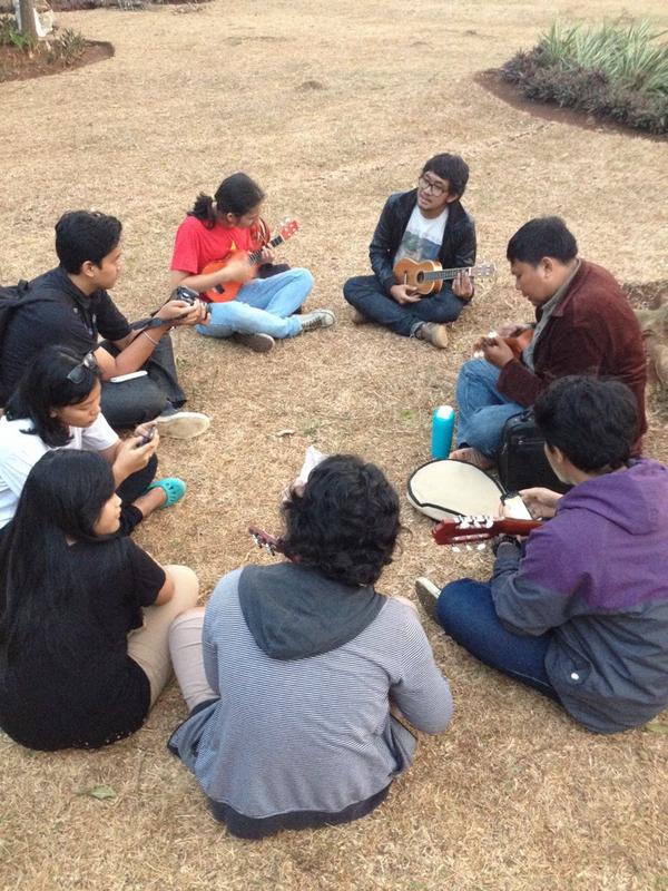 Indonesia Ukulele Co tweet media