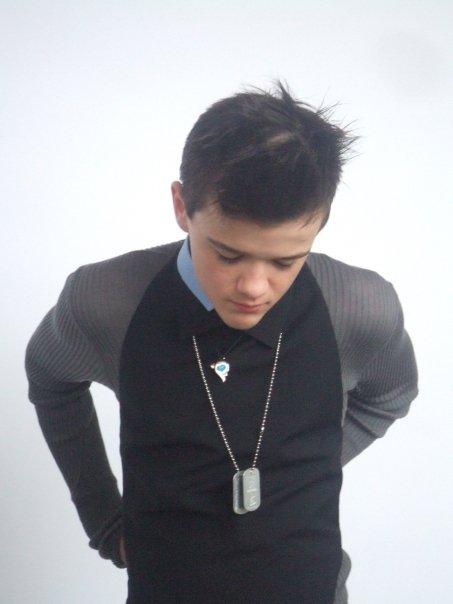 georgesampson's tweet photo. Throw Back Thursday :) i-D #SoYoung http://t.co/Nga9PwbbfU