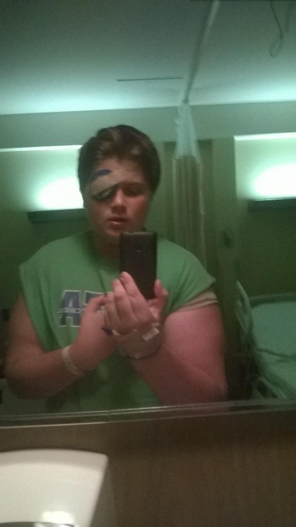 Talamonti_'s tweet photo. Thank you all so much for the prayers #WhiteDoeB http://t.co/FNdsE9lBAJ