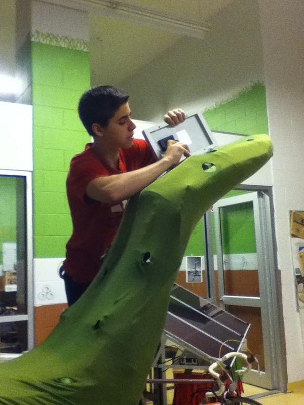 Greengineers1's tweet image. Hard at work on the #musictree