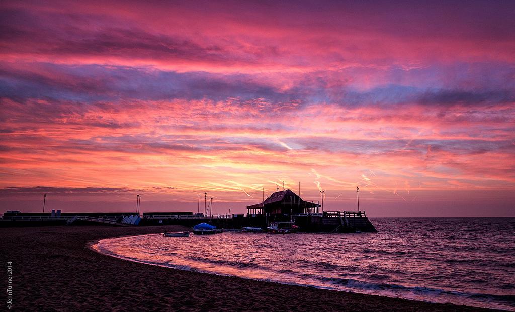 Embedded image permalink