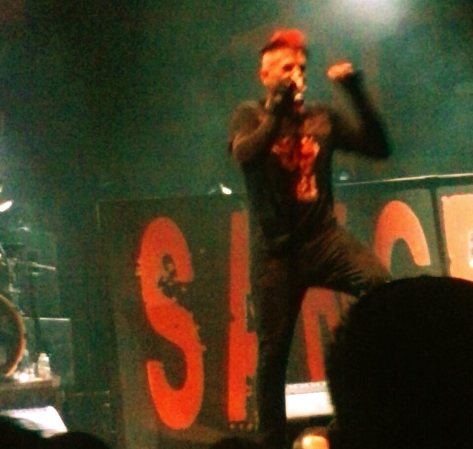 Happy Birthday to Chad Gray!! 1 of metals greatest vocalists and a super cool guy.   