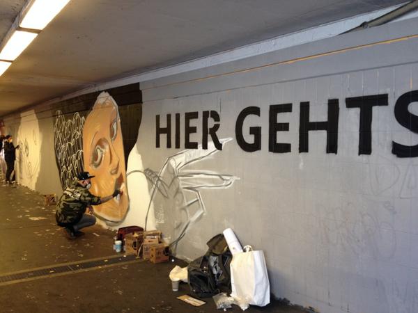 Ideenentwicklung bildlich umgesetzt? Am Campus zeigen vier Graffitti-Künstler derzeit, wie das geht @presseunikassel