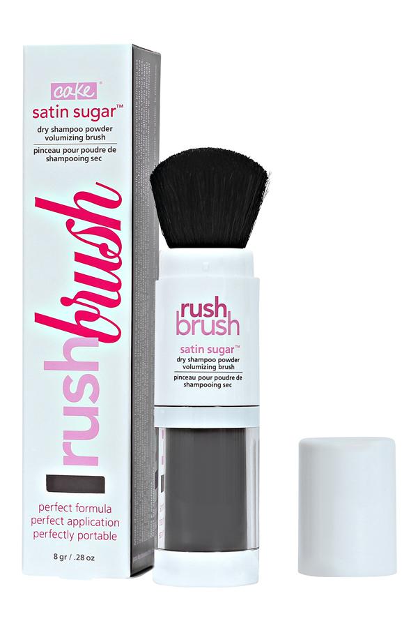 cakebeauty's tweet image. What's your #FallMustHave ?  We are loving the #RushBrush, available in three shades. Share yours! #MadeinCanada