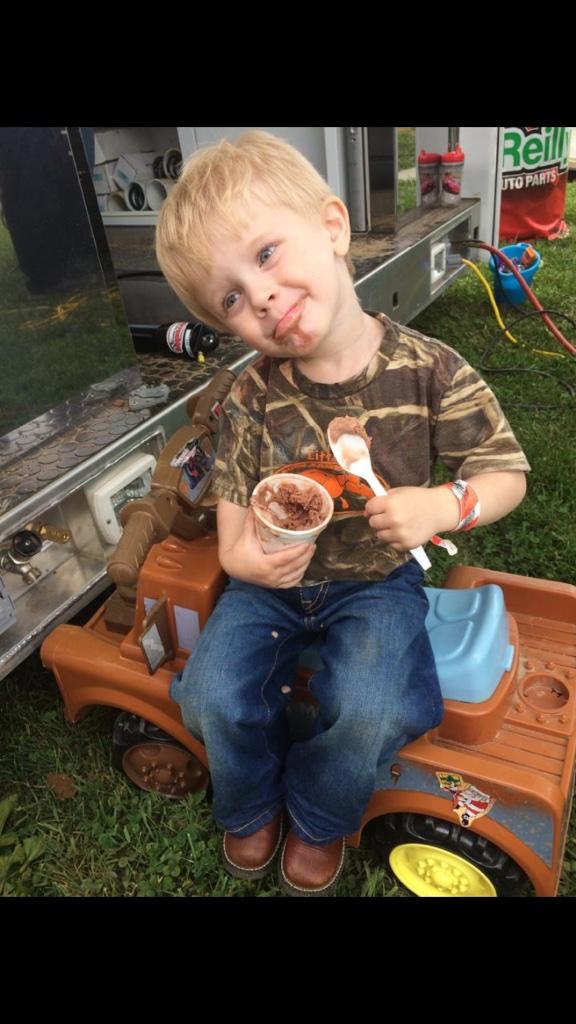 MoBags14m's tweet photo. Wishing a Happy 3rd Birthday to MoBags' #1 fan, Maverick aka MavMan. #futurewheelman #takinurseatdad http://t.co/jx3BjKyAad