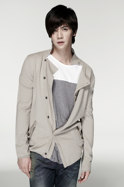 all_Kdramamovie's tweet photo. #ModelTurnedActors Jung Eui Chul; Height: 186cm; Birth: 19/04/1985; Drama:Vampire Prosecutor,Shut Up Flower Boy Band http://t.co/QThWJ8U1ak