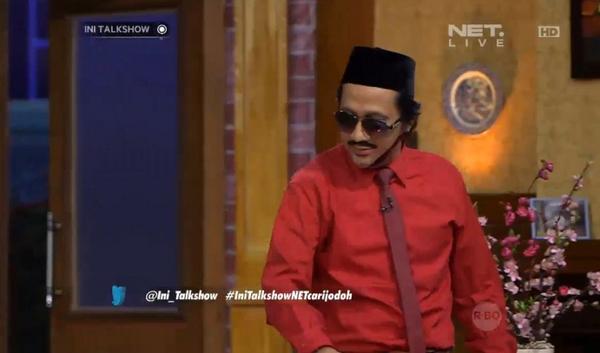 mdtvindonesia's tweet photo. Inilah temennya @MDRbyZasungkar dari Brunei Darussalam @Ini_Talkshow #IniTalkshowNETcarijodoh http://t.co/PWAH7UvQDQ