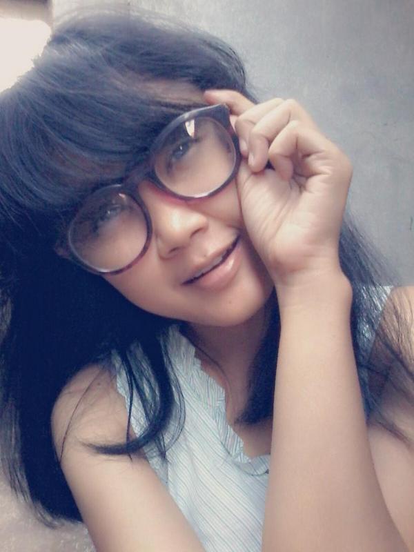 ervinardi's tweet photo. Kaca dan mata :-p http://t.co/XgdeZnJ6ta