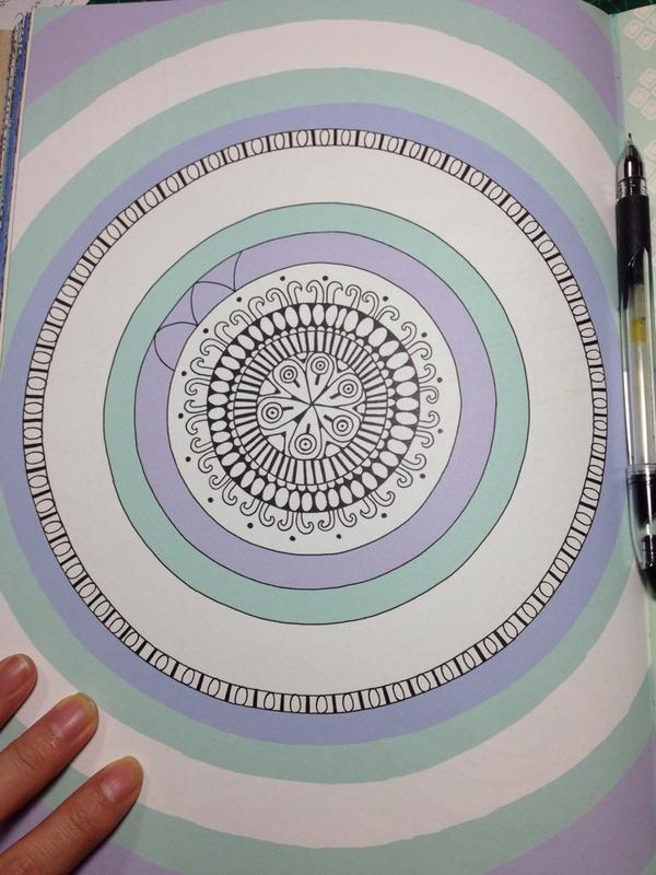 akkoa_aeon's tweet image. 집중과 마음 치유를 위해 어제부터 아트 테라피 컬러링북에 그림 그리고 색칠하는데 그리는거 나랑 잘맞소. 꽤 즐거움 ㅎㅎ