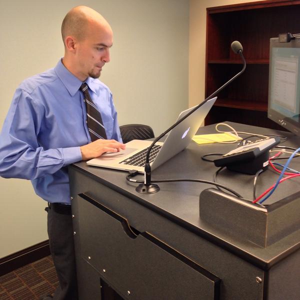 TNUcii's tweet photo. Drew is preparing for his Camtasia workshop at 10 am &amp; 2 pm in Adams Hall &amp; online. Join us! #EngagingStudents http://t.co/7ihYKVGyE7