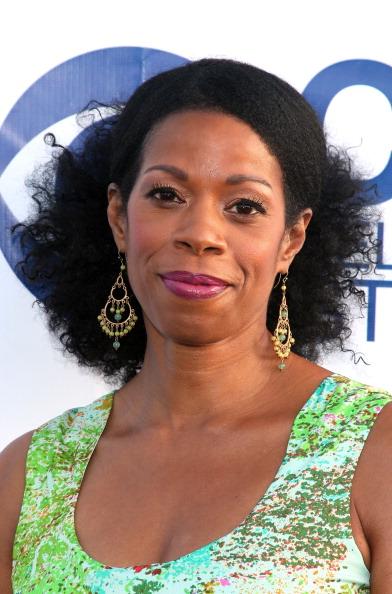 Happy Birthday to "In Living Color" star, Kim Wayans! 