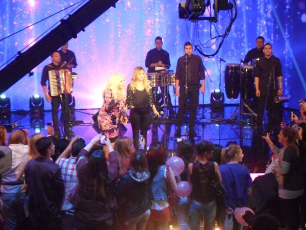veroandreSU's tweet photo. @Su_Gimenez Q hermosa esstabas anoche M REINA!! muero x tener algo tuyo SU #SorteoDeSu. T AMO!! http://t.co/W0zt9dyjTx