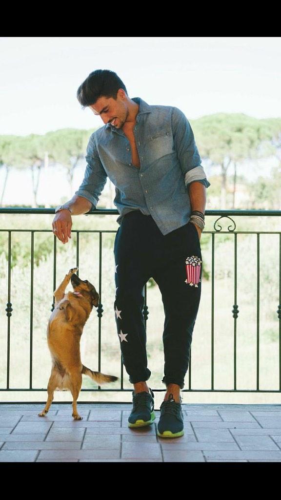 marianodivaio's tweet photo. she is always happy to see me coming back home..😱😍 @shopartonline sweatpants rocks!! http://t.co/ucpGry3EF5 http://t.co/EJTR9idUaZ