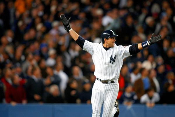 SportsCenter's tweet photo. On this date in 2003, Aaron Boone hit a home run to win Game 7 and send the Yankees to the World Series. #tbt http://t.co/PdCFKzBXog