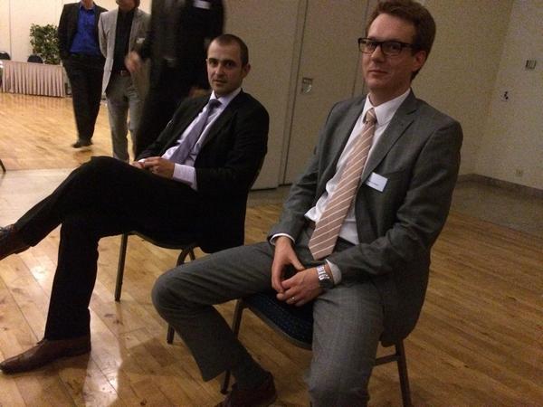 ghjellyn's tweet photo. well done guys! “@anjaceuls: Onze twee #ctgxp directeurs zagen dat het goed was @patricewillemot @maartenlaukens http://t.co/BrojBfBwjX”