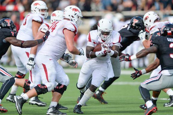 CollegeGameDay's tweet photo. Arkansas leads the FBS with 13 touchdown drives of three plays or fewer this season. http://t.co/2nA9Y0967V
