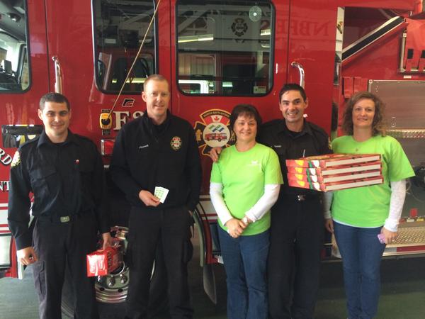InnovationCU's tweet photo. Free pizzas for the @fire1756. Thank you for all that you do. #cusonlocation http://t.co/GSuNNEGPya