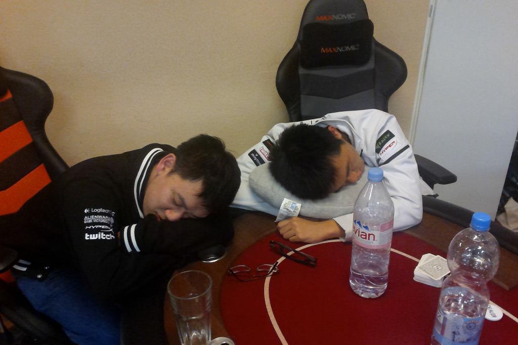 Embedded image permalink