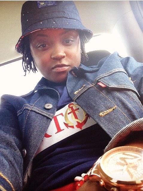 JaszDatTwin's tweet photo. Gimme it http://t.co/8mBvNJte42