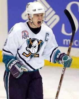 Happy 40th birthday to Paul Kariya, my favorite player as a kid.  