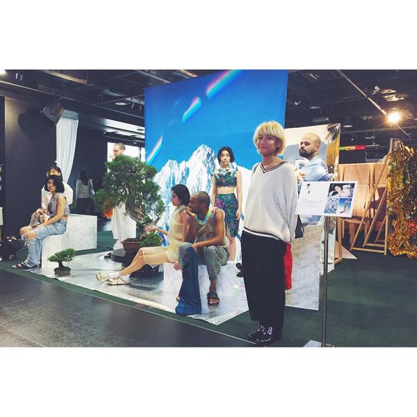 shimashimanzu's tweet photo. 東京ニューエイジ。
とてもエネルギーを感じた。 http://t.co/28WUWyPXSH