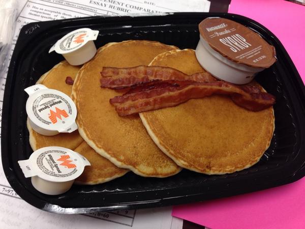 whataburger breakfast platter