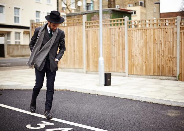 accessoryo's tweet photo. Preppy Gent @matthewzorpas AKA #TheGentlemanBlogger prepares for #London's Autumn with #Accessoryo's #Fedora #Hat! ☔️ http://t.co/ihB25dA0MJ