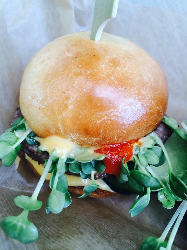 #thefliptruck #reallyreallygoodsliders Servin it up atIrvine Towers today on Von karman 11-2