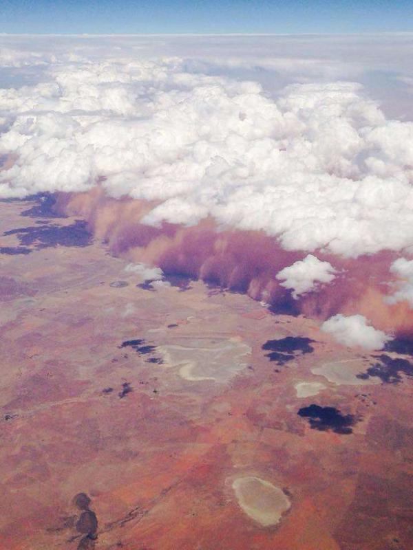 mcleodd's tweet photo. Good God! PRT @DazMSmith: @mcleodd Been tracking it since Bloem earlier today! http://t.co/wAp3NHEZ4y