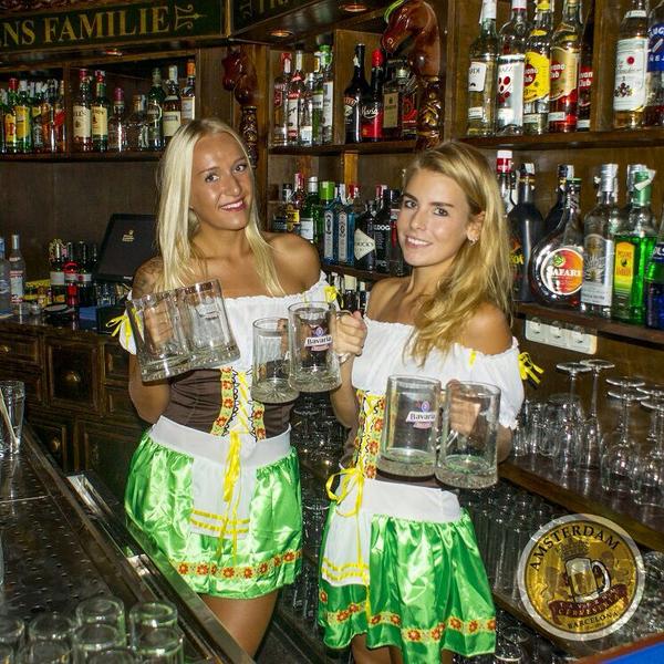 SolleveldSpain's tweet photo. Team #baramsterdam #barcelona tijdens #Oktoberfest2014 c arago 305 24.25 en 26 okt Bcn http://t.co/zFwbFI6rNZ