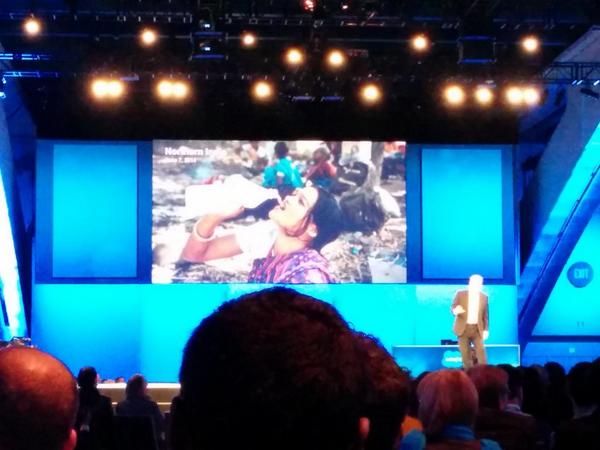 MBouheddi's tweet photo. Al Gore alarming yet inspiring @Dreamforce @algore @Benioff http://t.co/e1nZP6XtLk