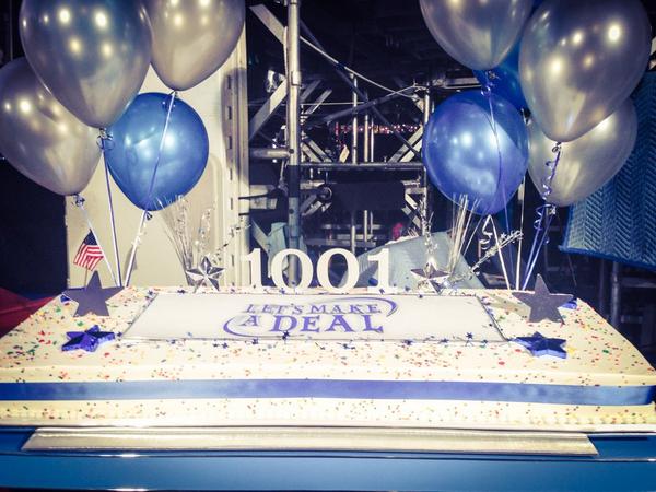 TheWay_Photos's tweet photo. Yesterday was the 1001st episode on #LMAD today is the Twitter show! #Party overload!! #Weloveit @letsmakeadeal http://t.co/rDYMZiNk39