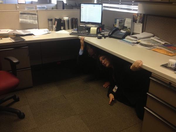 conanNBCLA's tweet photo. Seismologist Lucy Jones ducks covers & holds. Says new generation needs to learn quake safety @NBCLA #ShakeOut2014 http://t.co/nvrsfj0njs