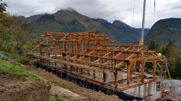 OakFramed's tweet photo. Oak frame in the alps finished tonight. Looking forward to getting home and seeing my new batch of cider #cider http://t.co/A9kfIJekvi