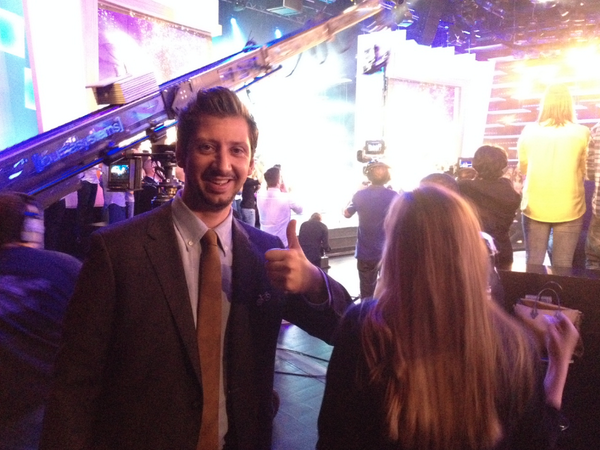 linfoduvrai's tweet image. .@Monsieur_Poulpe valide #ArianaGrandeAuLGJ #pouceenlair