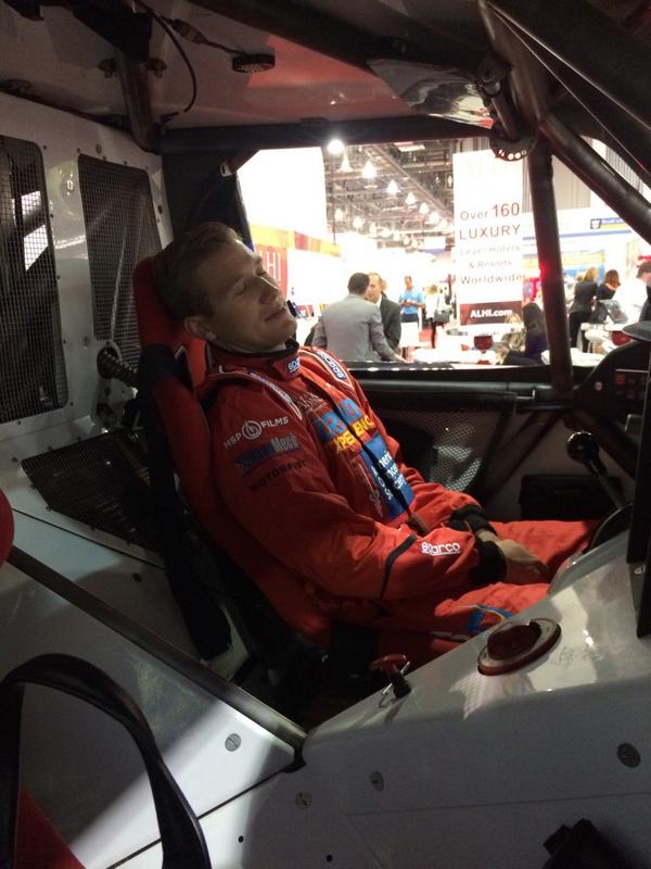 gatewaycanyons's tweet image. Asleep at the wheel.#gatewaycanyons #IMEX14 #drivenexp # @AdamsArms @Motorfist