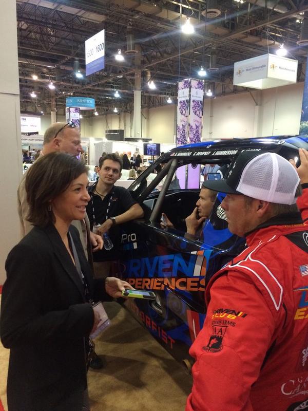 gatewaycanyons's tweet image. #gatewaycanyons #drivenexp #IMEX14 @AdamsArms @Motorfist