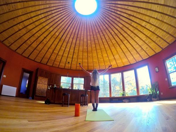 hannahteter's tweet photo. My Eco yurt is tight:)! #gopro http://t.co/WypuJNBtAh