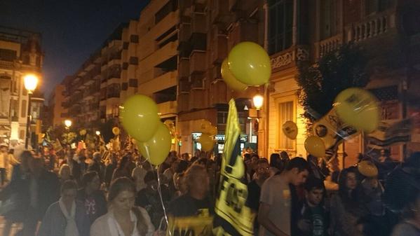 WWFespana's tweet photo. Gran ambiente en Huelva para reclamar una marisma limpia #FosfoyesosNO #JusticiaParaHuelva http://t.co/tUNNQ7kIAC