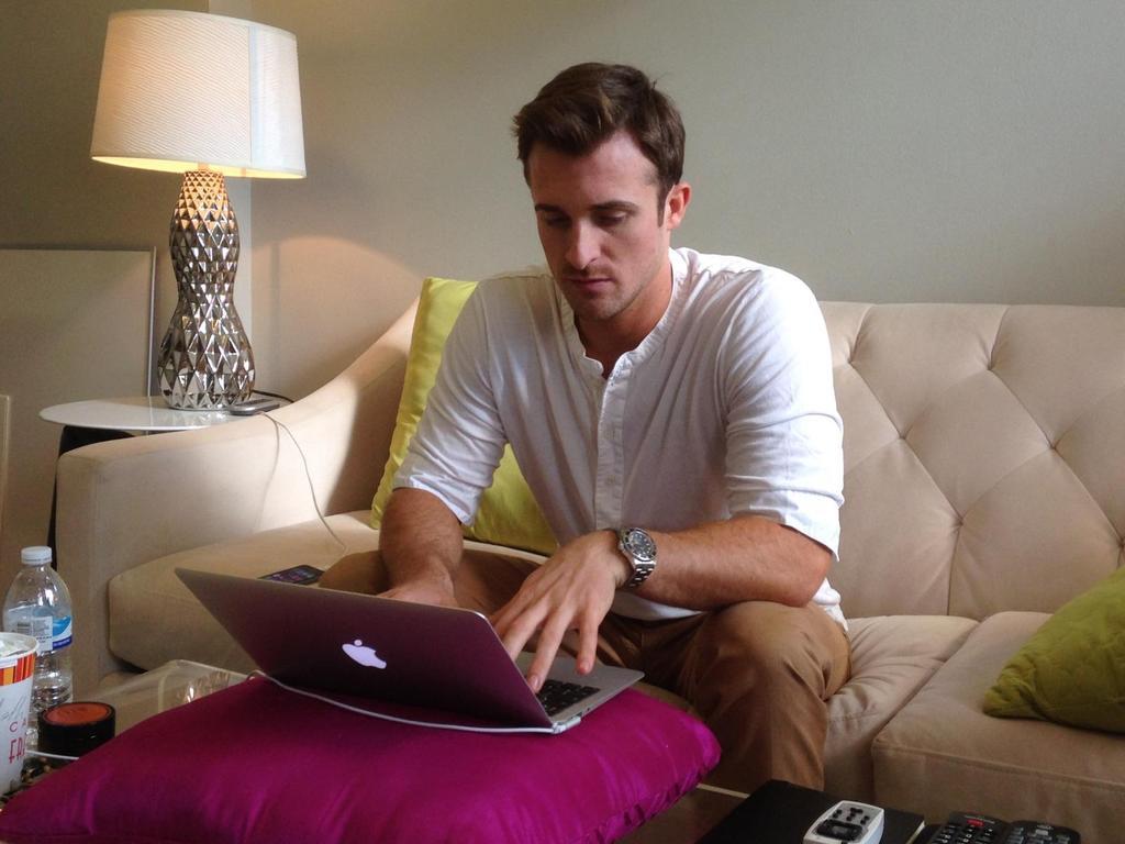 Embedded image permalink