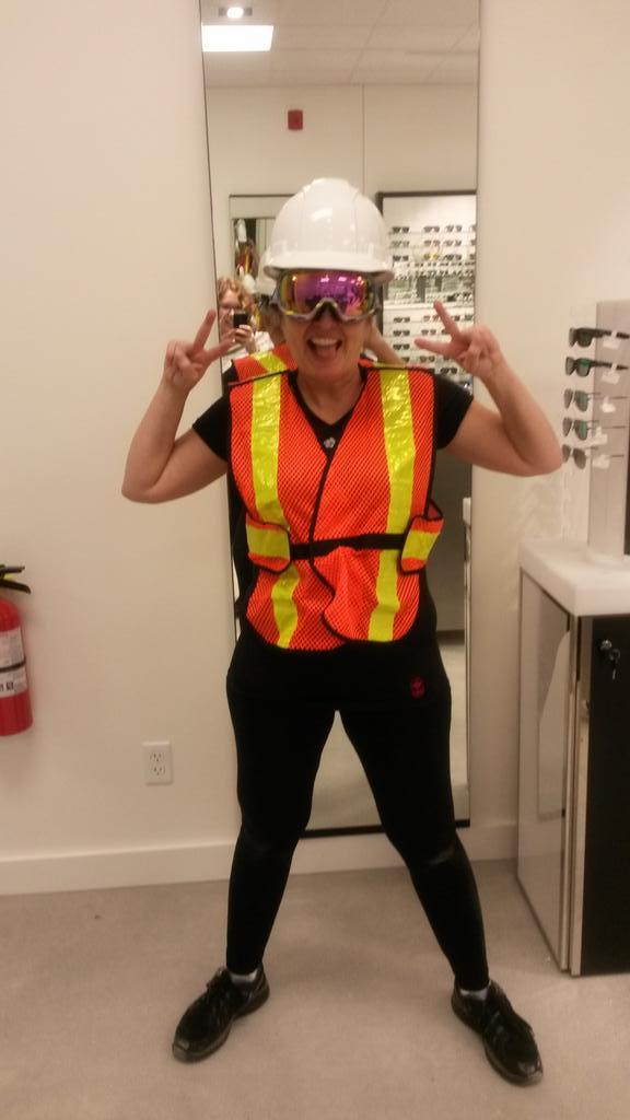 SGH2708's tweet photo. Rocking the construction wear and Spy goggles... could this be a new trend ? :p #sghcanada @lvmatt @SGHrve http://t.co/HURJtqa9Mp